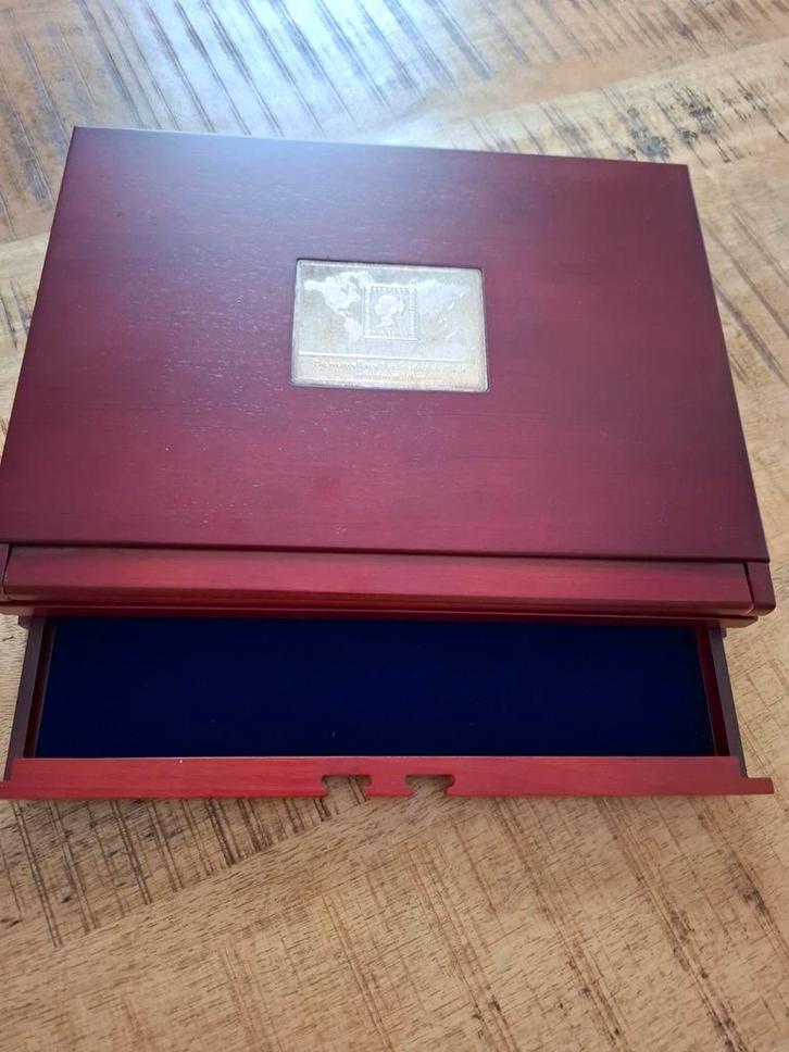 Houten Bewaardoos / casette voor Postzegels & Munten, Postzegels en Munten, Postzegels | Toebehoren, Ophalen of Verzenden