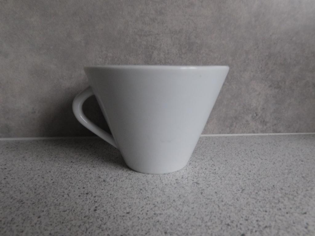 Kop Design Wit Apilco France, Huis en Inrichting, Keuken | Servies, Ophalen of Verzenden, Zo goed als nieuw, Overige stijlen, Kop(pen) en/of Schotel(s)