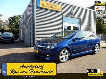 Opel Astra GTC 1.6 SPORT OPC-LINE*NAVI*PANORAAM*CR CONTR*XEN beschikbaar voor biedingen