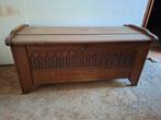 Houten eiken dekenkist.
B 100 x H 46 x D 48, Ophalen
