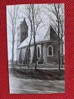 originele foto / fotokaart Hichtum, kerk kerkhof, jaren 60?, Ophalen of Verzenden, 1960 tot 1980, Ongelopen, Friesland