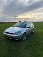 Ford Focus 1.6 I Trend 5D 2004 Grijs, Auto's, 1596 cc, 15 km/l, Elektrische ramen, 4 cilinders