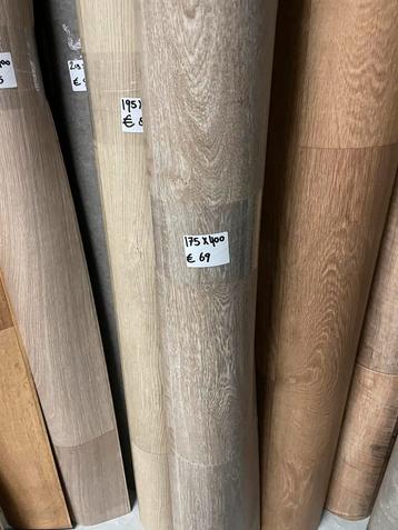 Eiken Vinyl Restpartij | 1,75x4,00mtr beschikbaar voor biedingen