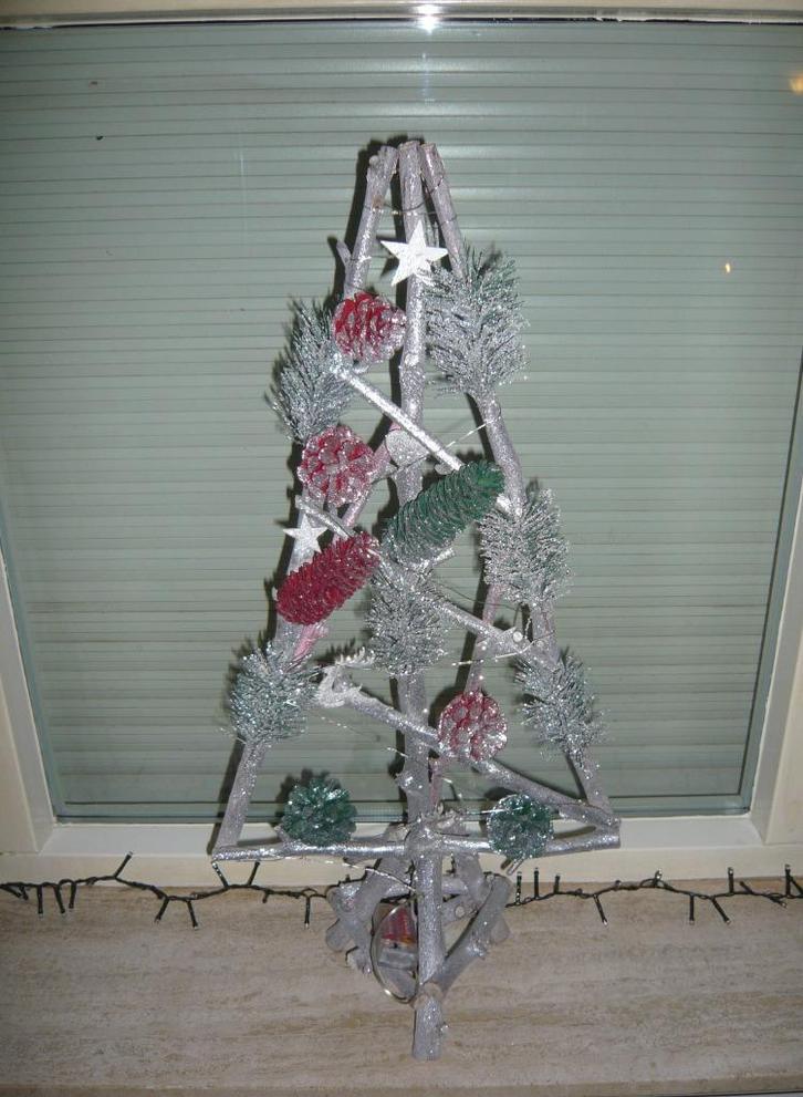 zilverkleurig houten kerstboompje met verlichting 35x70cm, Diversen, Kerst, Zo goed als nieuw, Ophalen of Verzenden