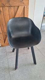 2 zwarte stoelen voor €10,-, Ophalen, Zwart, Kunststof
