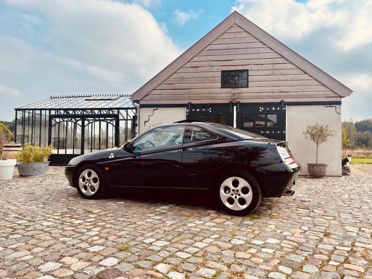 Alfa Romeo GTV 2.0 V6 Turbo 1999 Collectors Item 44529KM !, Auto's, Alfa Romeo, Bedrijf, GTV, Airconditioning, Centrale vergrendeling