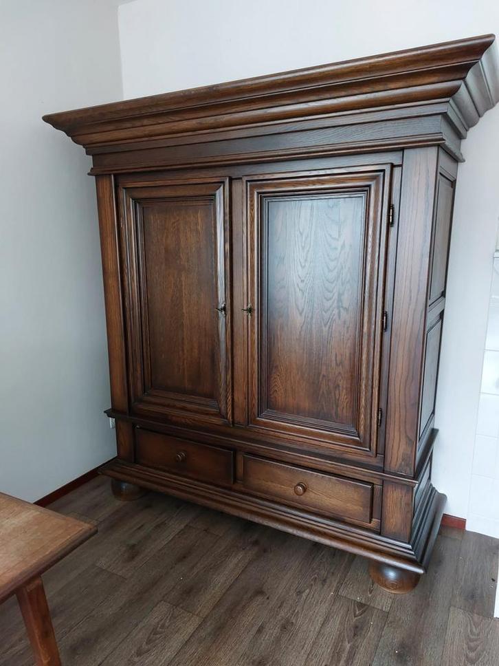 Mooie eiken linnenkast – 184 cm breed, Antiek en Kunst, Antiek | Meubels | Kasten, Ophalen