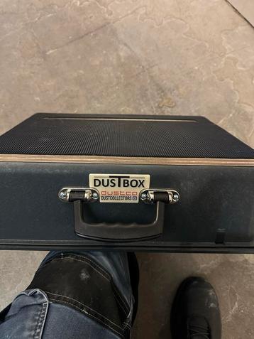 Dustbox Stofafzuiging met Koffer en Slang beschikbaar voor biedingen