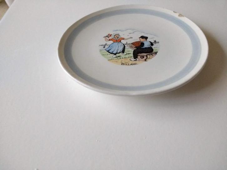Antiek bordje, wandbordje societe ceramique boer, boerin, Antiek en Kunst, Antiek | Keramiek en Aardewerk, Ophalen of Verzenden