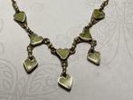 Ketting met 7 hartjes ingelegd edelsteen Gele Turquoise, Geel, Nieuw, Ophalen of Verzenden, Met edelsteen