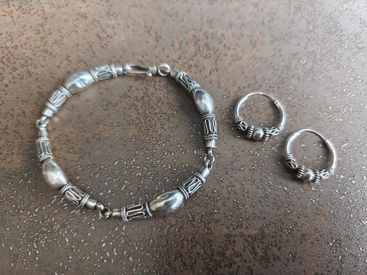 Zilveren armband met bijbehorende oorbellen, Sieraden, Tassen en Uiterlijk, Armbanden, Gebruikt, Zilver, Zilver, Ophalen of Verzenden