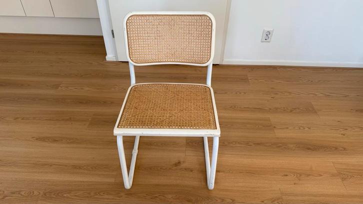 Vintage Buisstoel met webbing, Huis en Inrichting, Stoelen, Gebruikt, Eén, Metaal, Wit, Ophalen