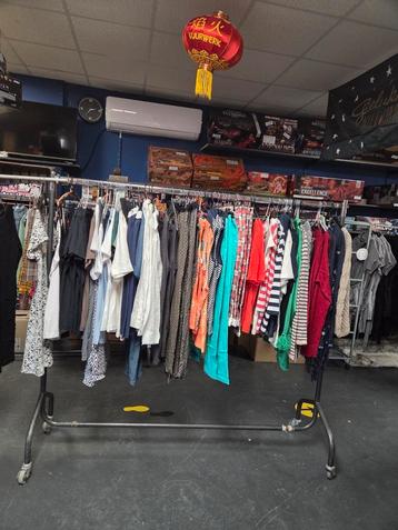 Partijen dames kleding NIEUW!! beschikbaar voor biedingen