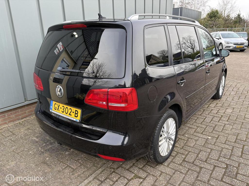 Volkswagen Touran 1.6 TDI Highline BlueMotion 7p., Auto's, Euro 5, Stof, Gebruikt, 4 cilinders