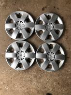 Renault wieldoppen set 15 inch, Auto diversen, Wieldoppen, Ophalen of Verzenden, Zo goed als nieuw