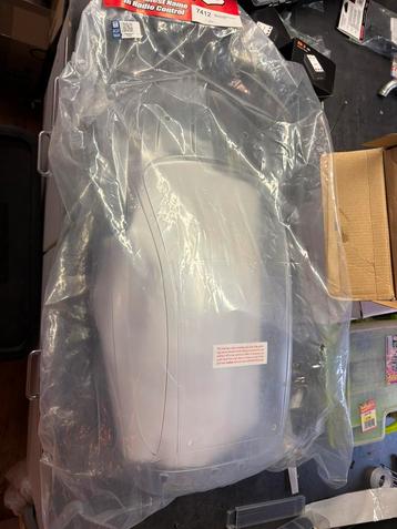 Traxxas ford fiesta body nieuw beschikbaar voor biedingen