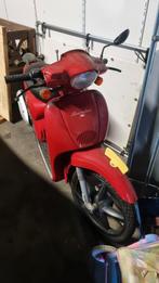 Aprilia Scarabeo 50 - Rode Scooter, Fietsen en Brommers, Scooters | Aprilia, Ophalen, Gebruikt, Maximaal 45 km/u, SR 50