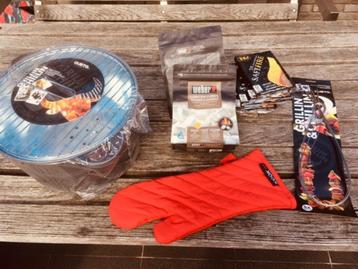 Barbecue tafel set met div. andere benodigdheden beschikbaar voor biedingen