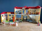 Playmobil school 5923 en sportzaal 4325, Ophalen, Zo goed als nieuw, Complete set
