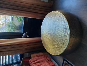 Salontafel  beschikbaar voor biedingen