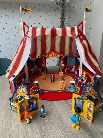 Circus set 4230, 4231, 4235, 4237 en 4238. beschikbaar voor biedingen
