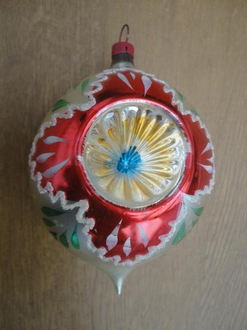 Mooie oude grote glazen kerstbal met dubbele deuk, Diversen, Kerst, Gebruikt, Ophalen of Verzenden