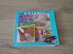 Knippie baby creatief boek 2005, Ophalen of Verzenden, Gelezen, Borduren en Naaien