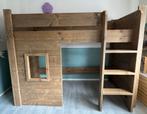 Steigerhouten hoogslaper met speelhuisje, Kinderen en Baby's, Kinderkamer | Stapelbedden en Hoogslapers, Ophalen, Zo goed als nieuw