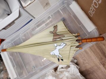 Poedel paraplu beschikbaar voor biedingen