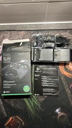 Dual ultra slim oplaadstation xbox series x / xbox one, Spelcomputers en Games, Spelcomputers | Xbox Series X en S, Ophalen of Verzenden