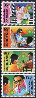 Nederlandse antillen nvph nrs. 1107/1110 Postfris kinderpost, Postzegels en Munten, Postzegels | Nederlandse Antillen en Aruba