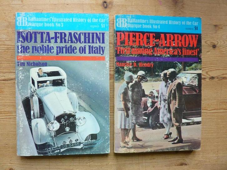 Isotta-Fraschini en Pierce-Arrow 2x boek, Boeken, Auto's | Boeken, Gelezen, Overige merken, Ophalen of Verzenden