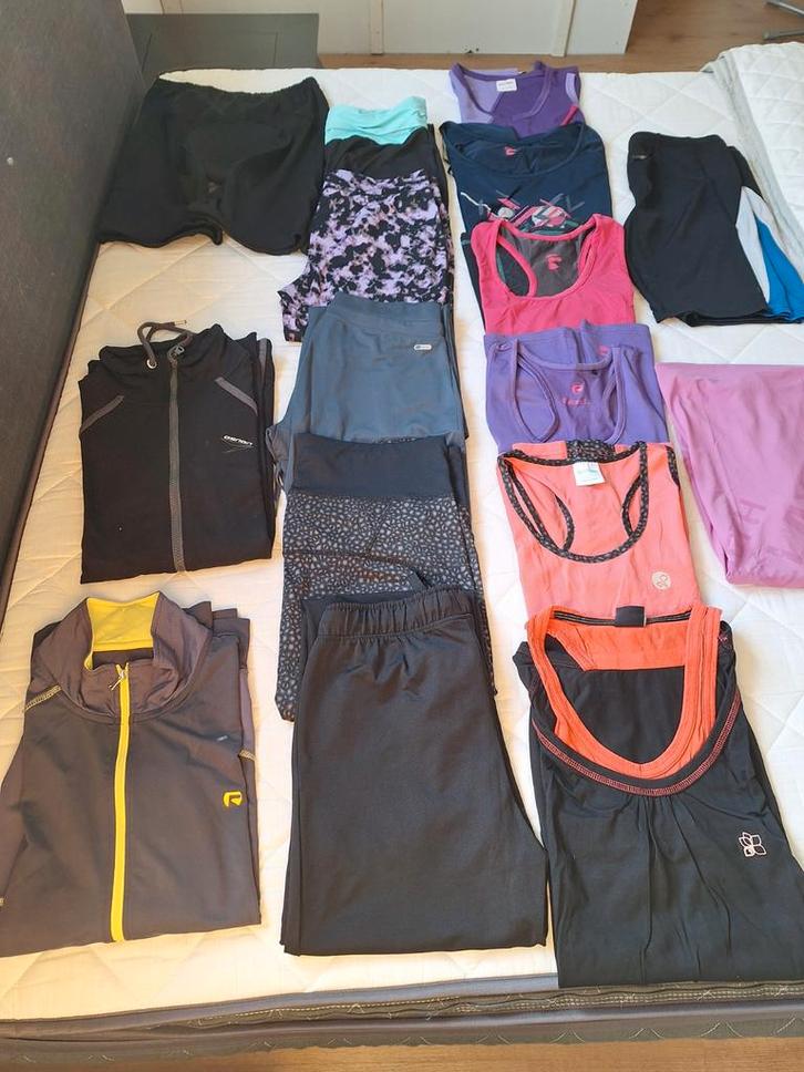 GROOT PAKKET MERK SPORTKLEDINGZo Goed Als Nieuw - Maat 40, Kleding | Dames, Sportkleding, Zo goed als nieuw, Maat 38/40 (M), Ophalen