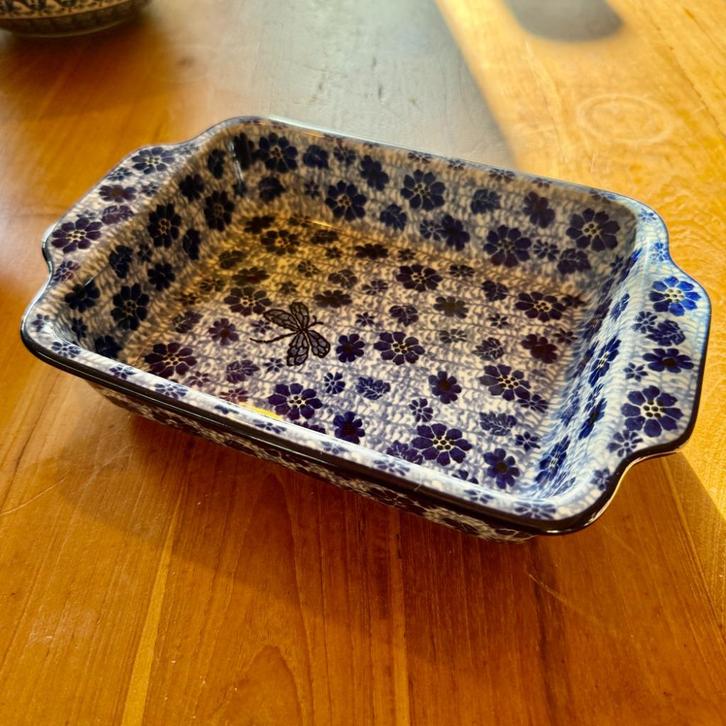 Bunzlau ovenschaal Dragonfly, Huis en Inrichting, Keuken | Servies, Zo goed als nieuw, Schaal of Schalen, Overige stijlen, Keramiek