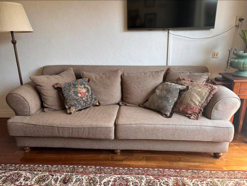Klassieke bank beige/bruin, Huis en Inrichting, Banken | Bankstellen, Nieuw, Rechte bank, Driepersoons, 200 tot 250 cm, 100 tot 125 cm