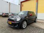 Mini Cooper S 1.6 184 PK Apk/Airco/Xenon Cooper S Uitvoering, Auto's, Mini, Euro 5, Zwart, 4 cilinders, 4 stoelen
