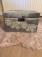 Sieradendoos/ Takı kutusu, Ophalen, Zo goed als nieuw