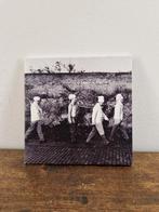 U2 Medium, Rare & Remastered CD, Ophalen of Verzenden, 2000 tot heden, Zo goed als nieuw