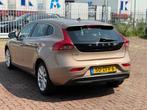 Volvo V40 1.6 D2 Momentum Export, Voorwielaandrijving, Euro 5, Gebruikt, Zwart