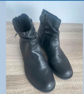 RIEKER zwarte laarsjes maat 40 beschikbaar voor biedingen