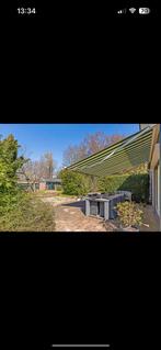 Zonnescherm elektrisch 4m breed, Tuin en Terras, Zonneschermen, Ophalen, Gebruikt, Elektrisch, 250 cm tot 450 cm