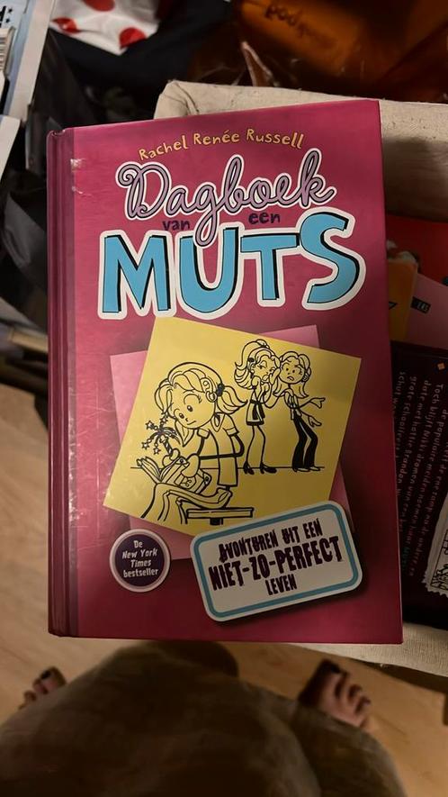 Avonturen uit een niet-zo-perfect leven, Boeken, Kinderboeken | Jeugd | 10 tot 12 jaar, Zo goed als nieuw, Ophalen of Verzenden