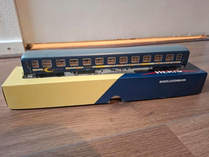 Heris H0 12206 Couchette Liegewagen EETC zonnebloemband (2), Hobby en Vrije tijd, Modeltreinen | H0, Zo goed als nieuw, Gelijkstroom