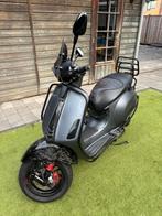 Vespa sprint custom, Fietsen en Brommers, Scooters | Vespa, Maximaal 45 km/u, Vespa S, Ophalen of Verzenden, Zo goed als nieuw