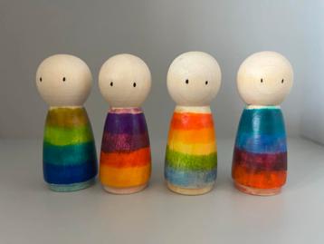 Handbeschilderde Regenboog Peg Dolls - Set van 4 beschikbaar voor biedingen
