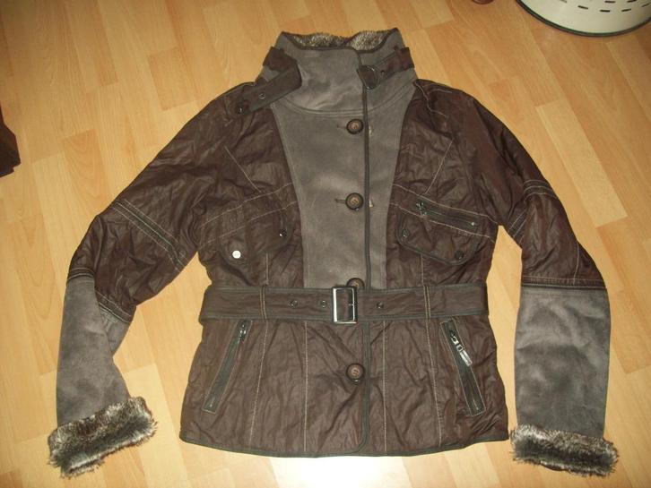 Trendy bruine winterjas jas met bont van Reset Women maat XL, Kleding | Dames, Jassen | Winter, Zo goed als nieuw, Maat 46/48 (XL) of groter