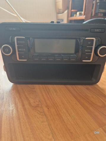 Originele autoradio VW polo panasonic beschikbaar voor biedingen
