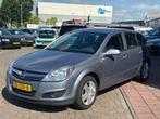 Opel Astra 1.6 Business - AUTOMAAT - Airco - Navi -, Stof, Gebruikt, Zwart, 4 cilinders