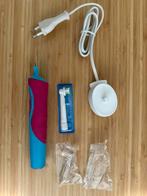 Oral B elektrische tandenborstel, Ophalen of Verzenden, Zo goed als nieuw, Tandenborstel