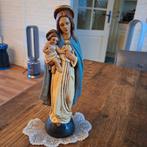 Maria met Kindje Oud Beeld genummerd is 26 cm groot, Ophalen of Verzenden